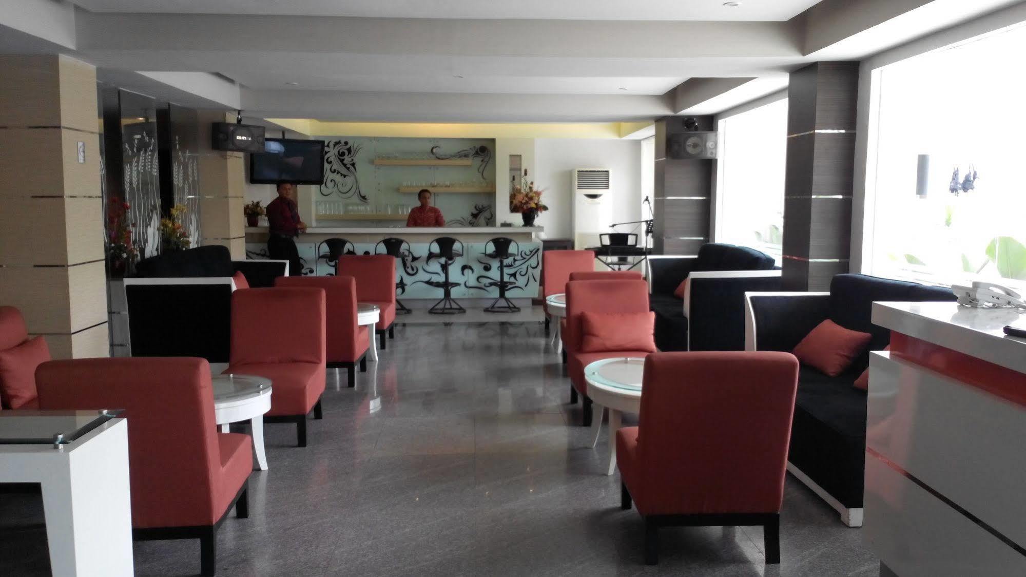Hotel Pangeran City Padang  Exteriér fotografie